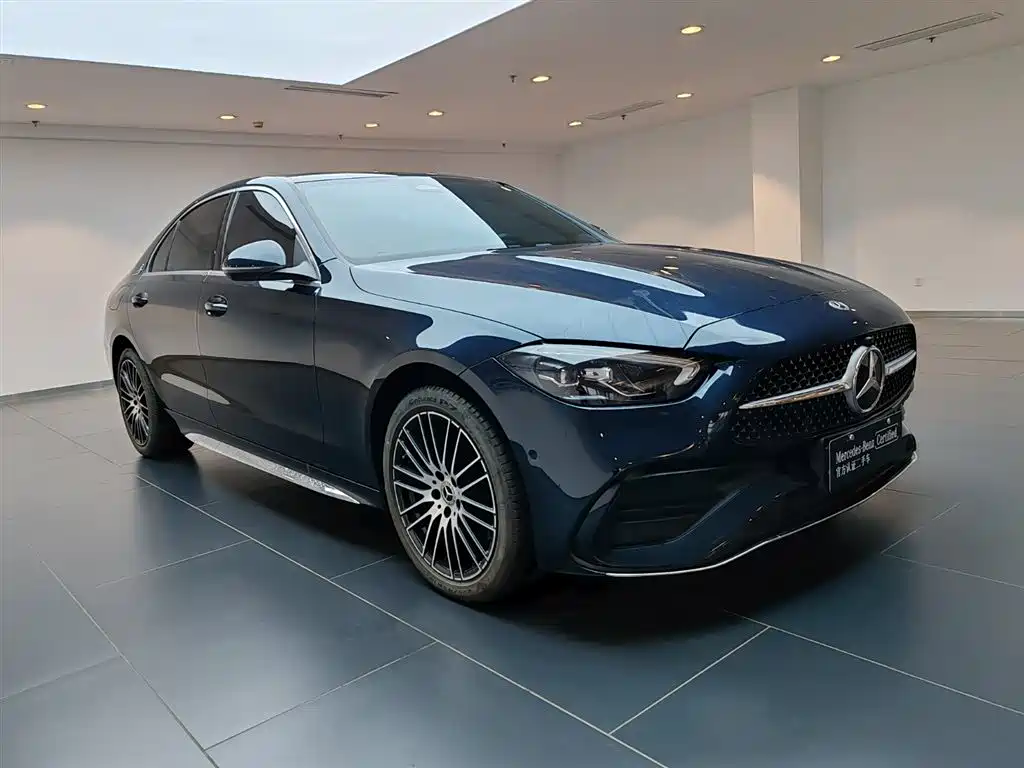Mercedes-Benz C-Class 2023 C 260 L Night Edition Sport фото 2
