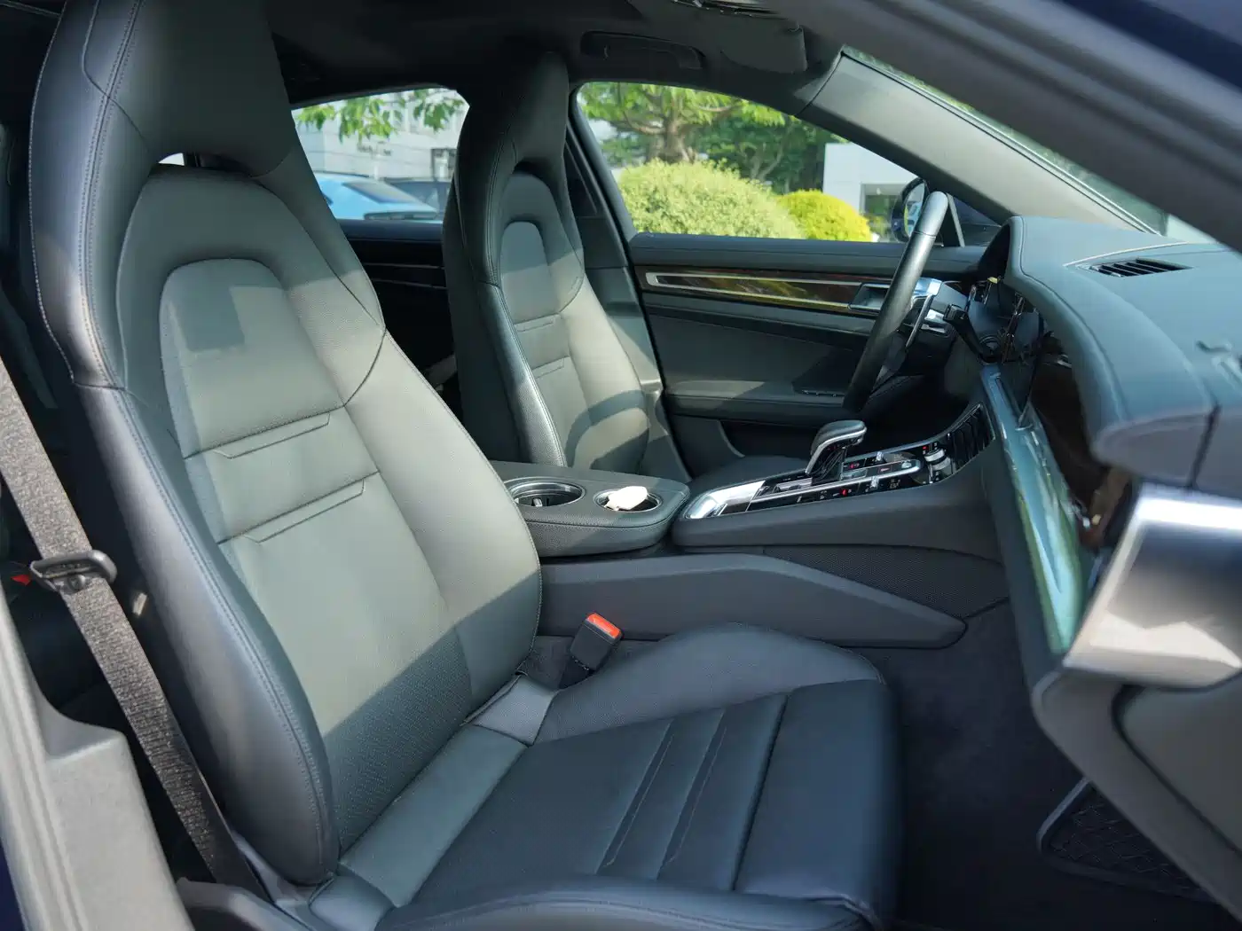 Porsche Panamera 2017 Panamera 3.0T фото 5