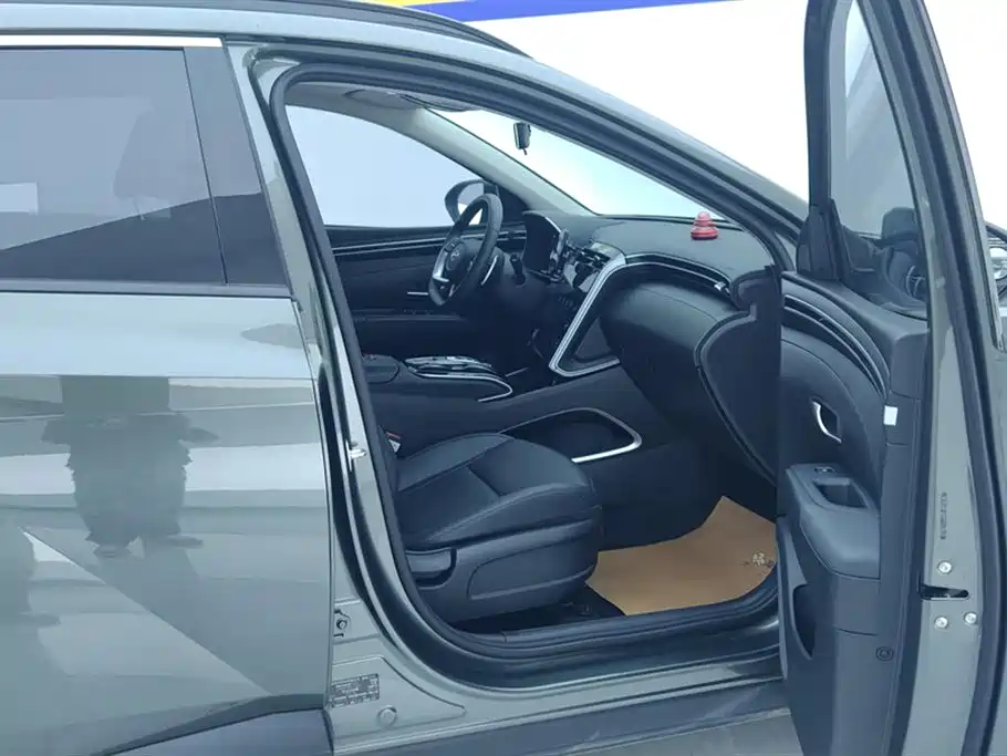 Hyundai Tucson 2023 Tucson L 1.5T Automatic 2WD GLX Elite Edition фото 8