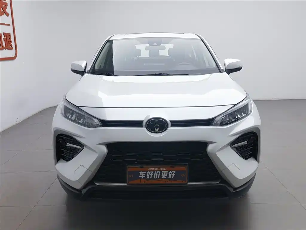 Toyota Wildlander 2020 2.0L CVT 2WD Luxury Edition фото 3