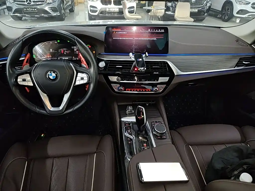 BMW 5-SERIES