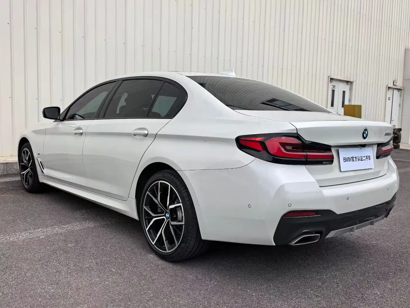 BMW 5 Series 2022 530Li Exclusive M Sport Package фото 7