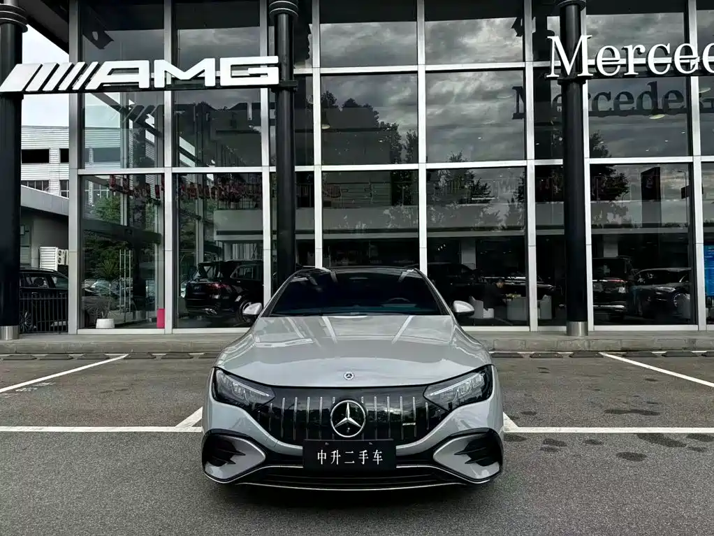 Фото 2 - Mercedes-Benz EQE