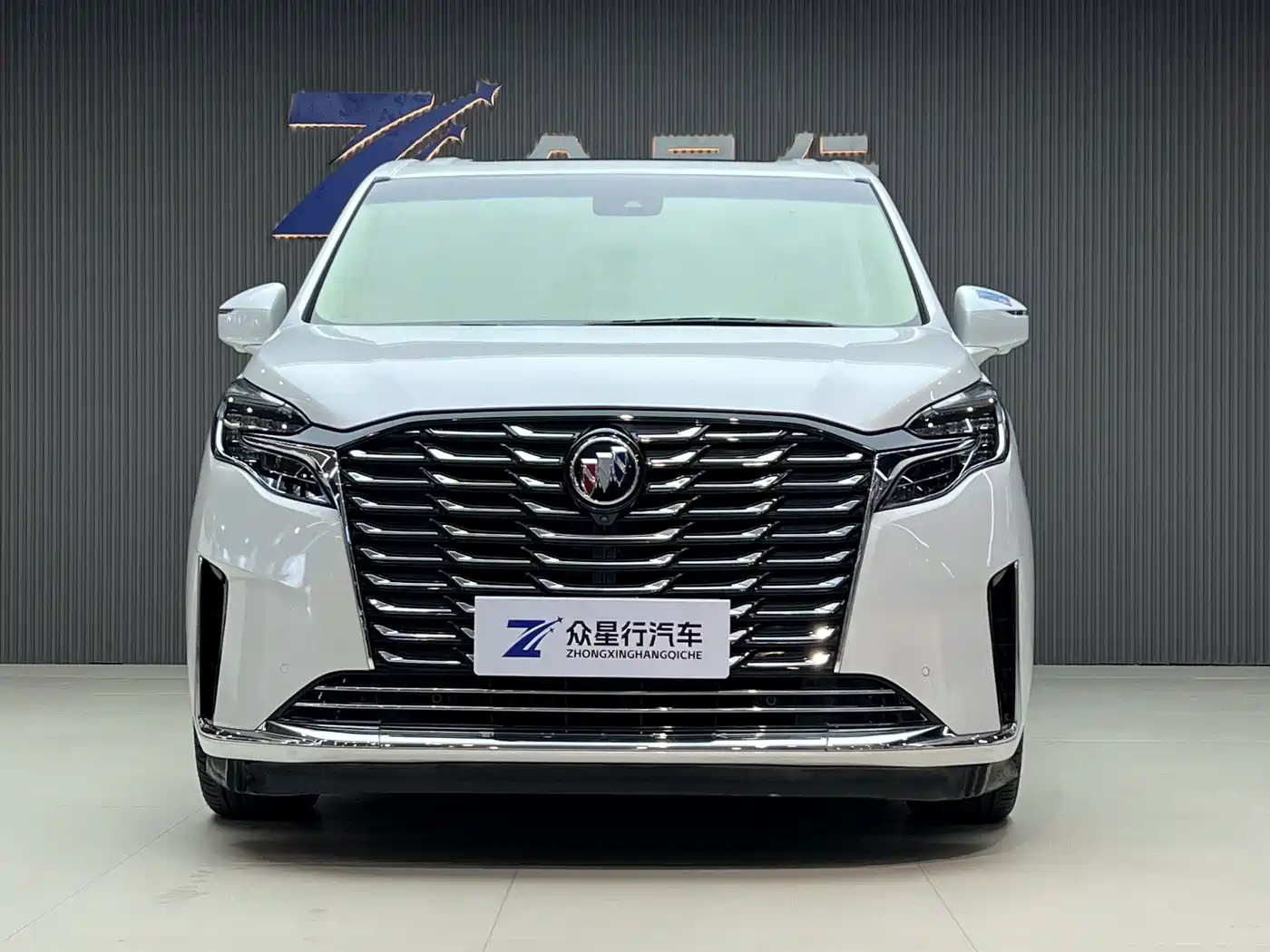 Фото 7 - Buick GL8