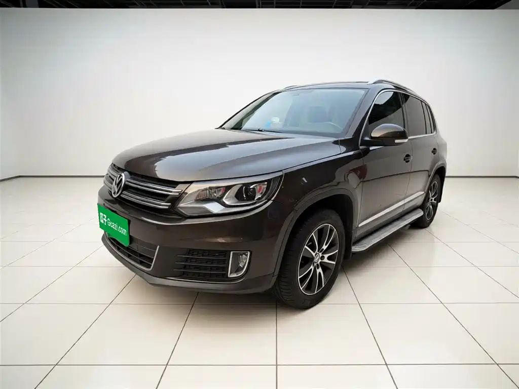 Volkswagen Tiguan 2015 1.8TSI Automatic 2WD Highline фото 2