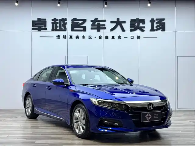 Honda Accord 2018 260TURBO Luxury Edition China V — фото 3