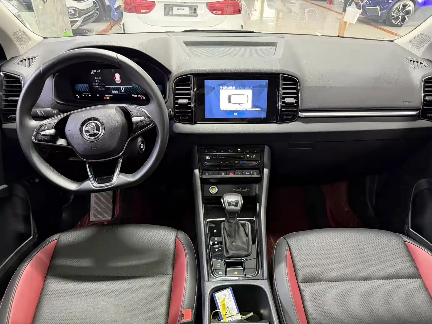  Škoda Karoq 2022 TSI280 Luxury Edition 4