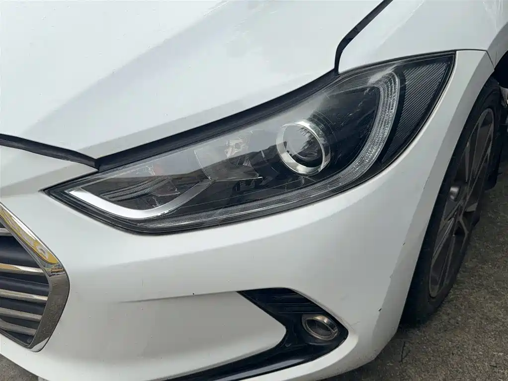Hyundai Elantra 2016 Model 1.6L Automatic Smart Elite фото 3