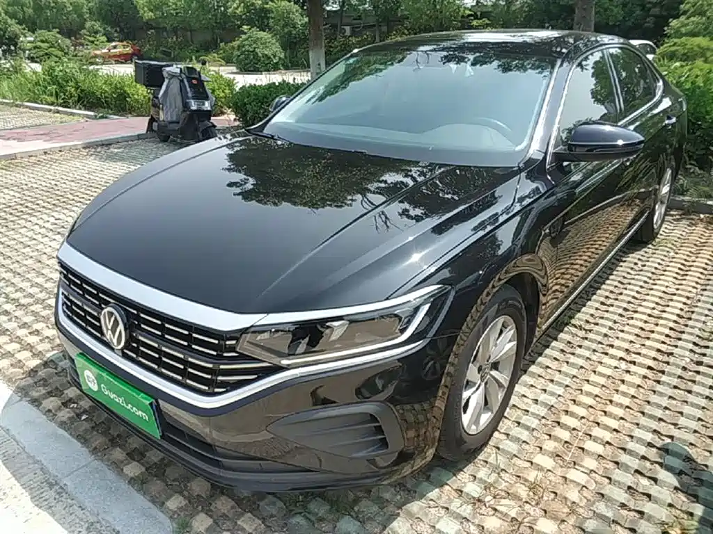 Volkswagen Passat 2024 280TSI Business Edition
