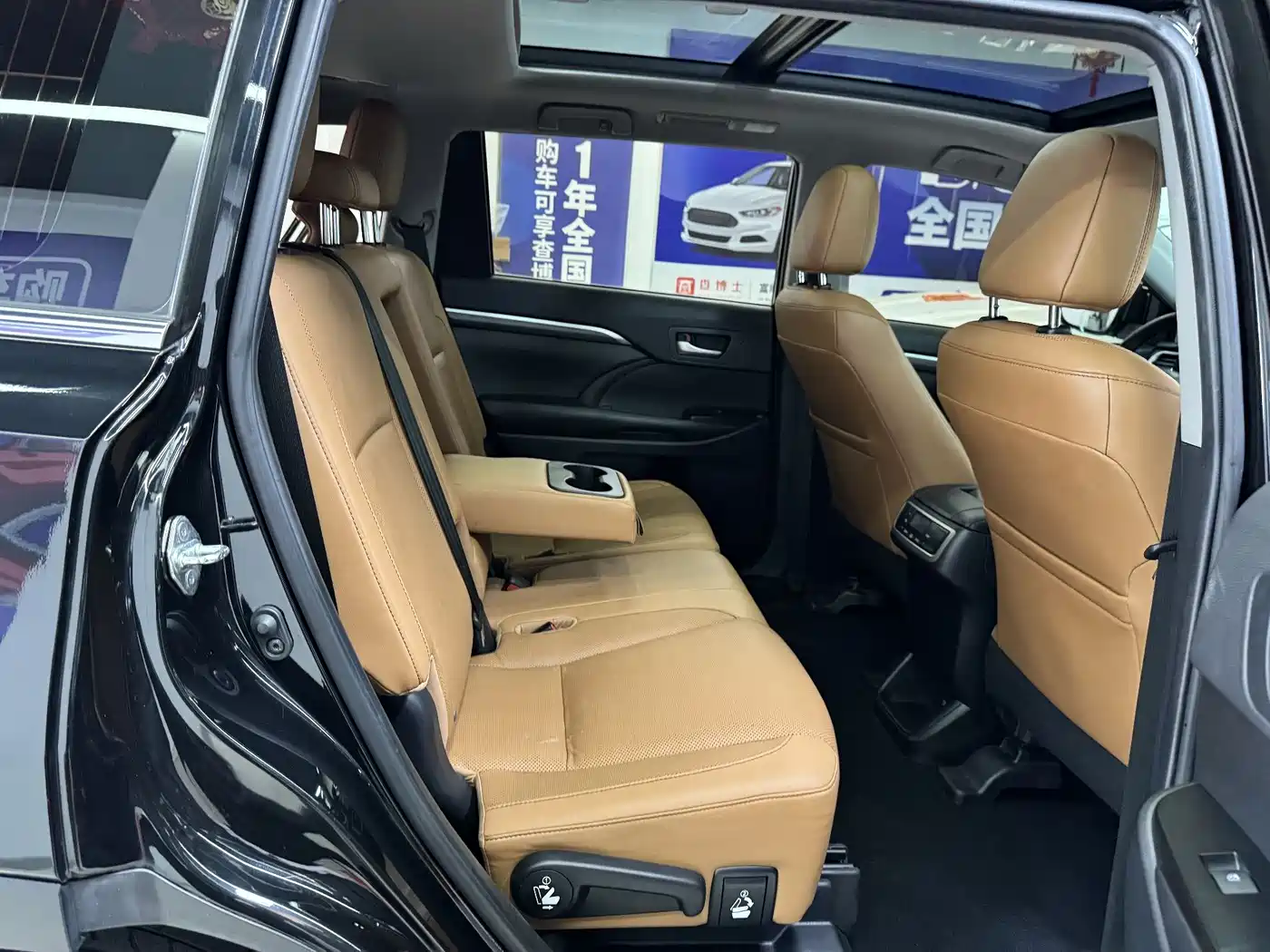 Toyota Highlander 2018 Model 2.0T 4WD Knight Edition 7-Seater China VI фото 17
