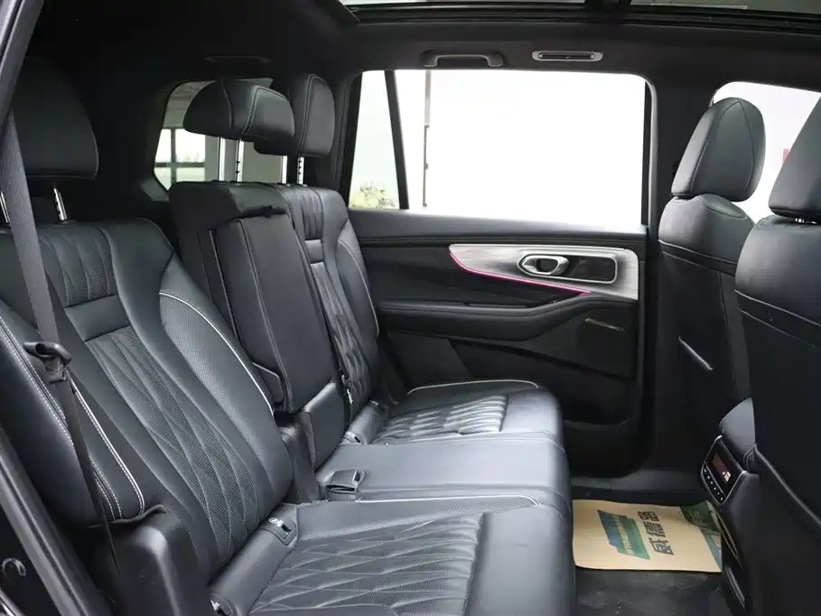GAC Trumpchi Trumpchi GS8 2022 Pilot Series 2.0TGDI 2WD Luxury Smart Connect Edition (7-Seater) фото 18