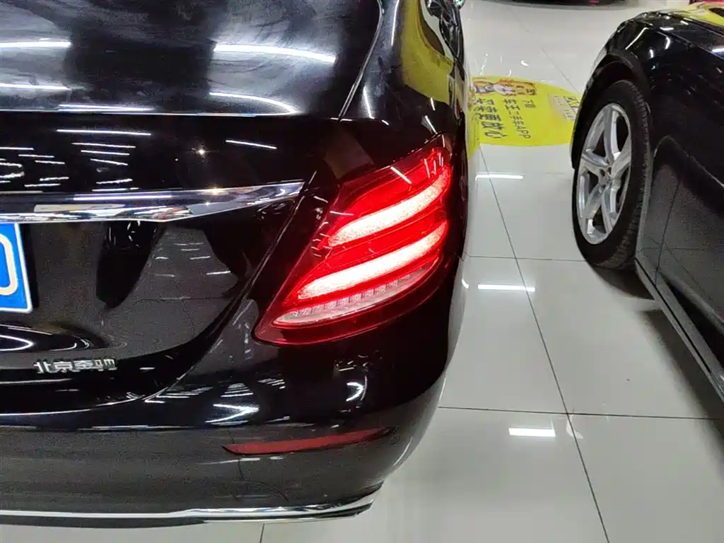 Mercedes-Benz E-Class 2020 E 300 L Luxury Model фото 8