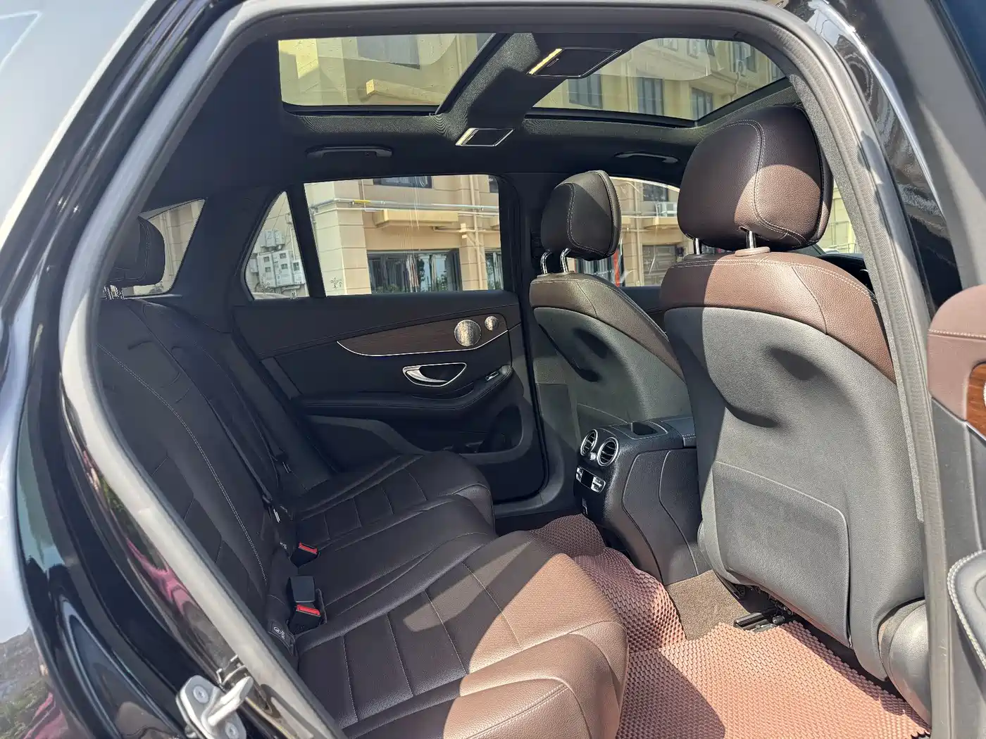 Mercedes-Benz GLC 2022 Model GLC 300 L 4MATIC Dynamic Edition фото 11