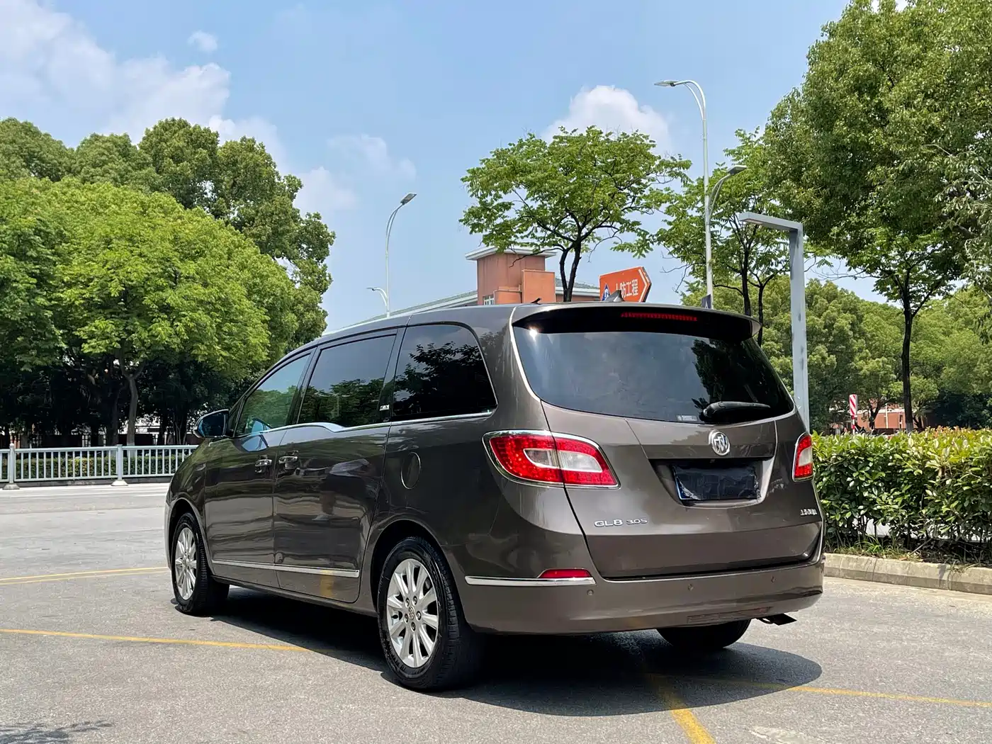 Buick GL8 2013 3.0L GT Luxury Business Elegance Edition фото 6