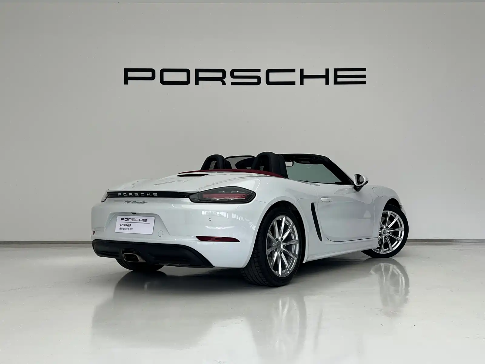 Photo 5 - Porsche 718