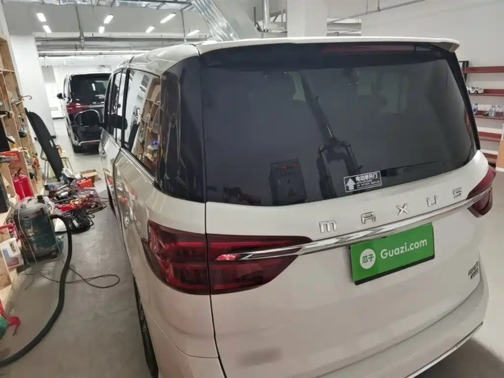 SAIC Maxus Maxus G20 2021 PLUS 2.0T Gasoline Automatic Elegance Edition фото 5