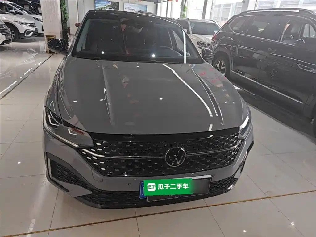 Volkswagen Lavida 2023 300TSI DSG Starlight Eternal Comfort Edition фото 3