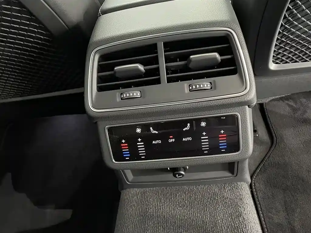 Audi A6L 2022 45 TFSI quattro Premium Dynamic фото 16