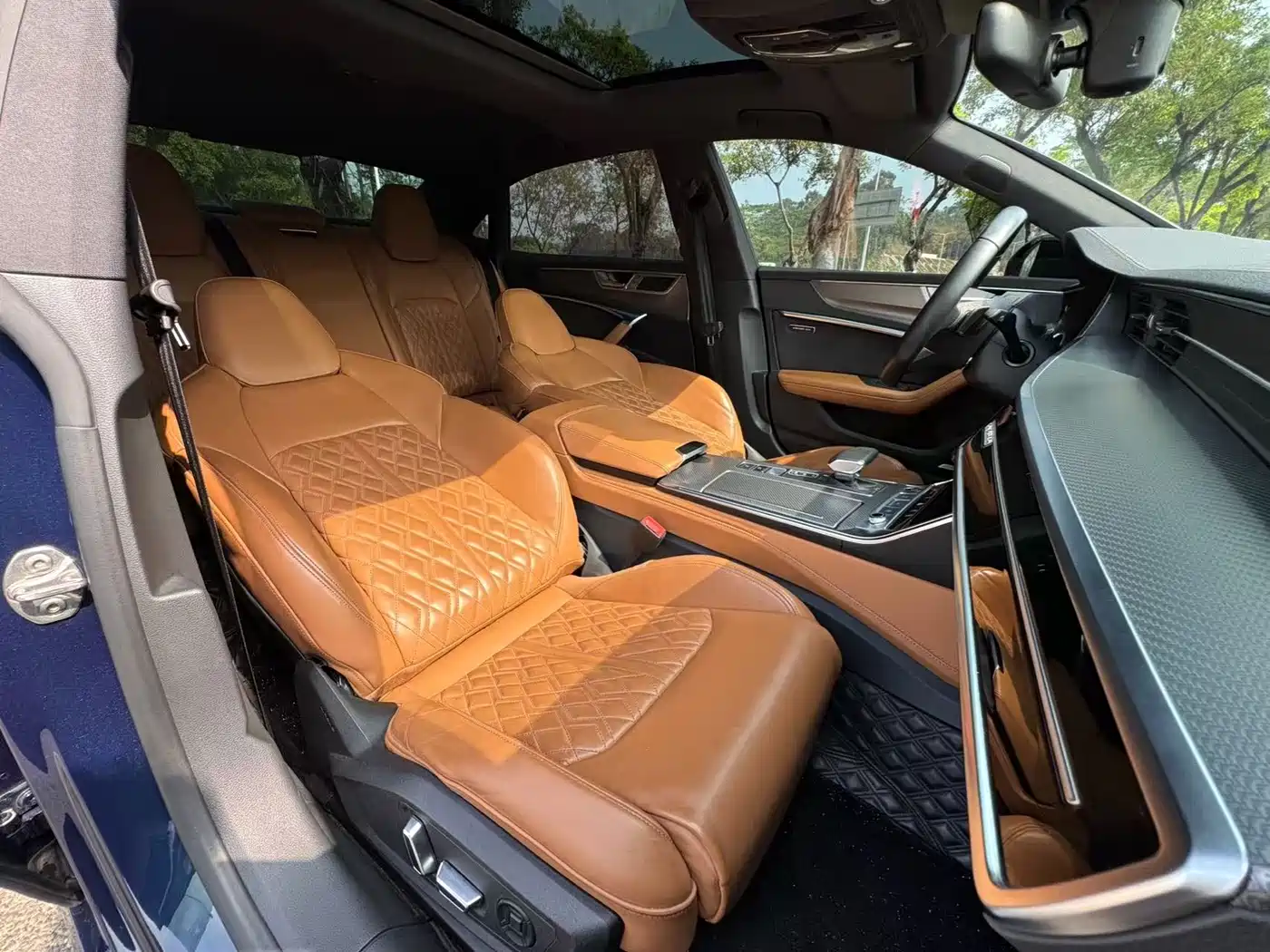 Audi A7L 2022 55 TFSI quattro S-line edition one Pioneer Edition фото 20