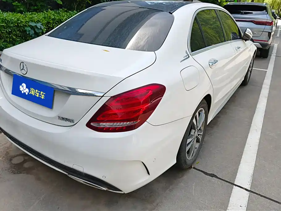 Mercedes-Benz C-Class 2016 C 200 L Sport фото 3