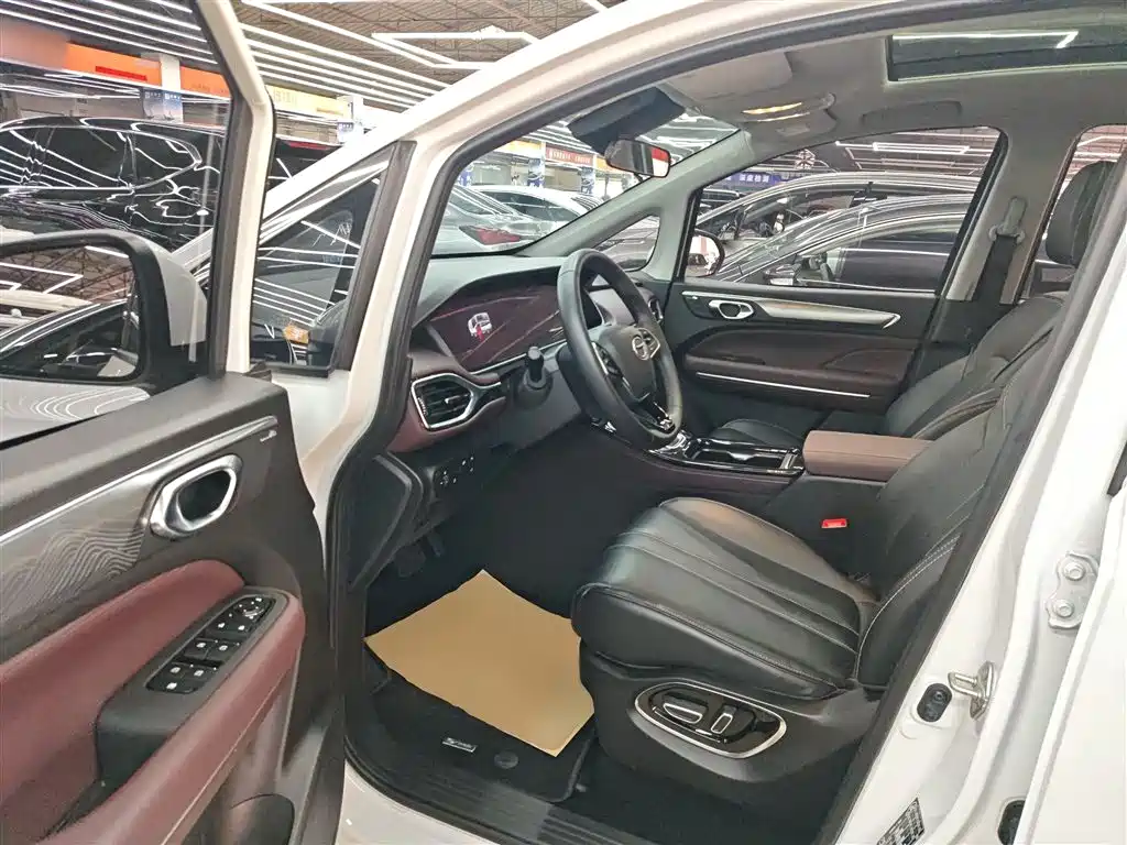 GAC Trumpchi Trumpchi M6 2023 PRO 270T DCT Premium Edition фото 12