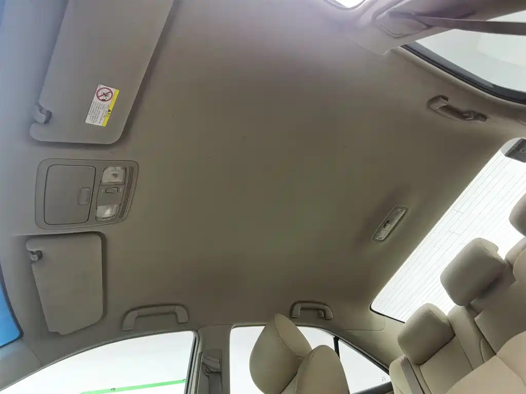 Toyota Camry 2013 200E Classic Elite Edition фото 14