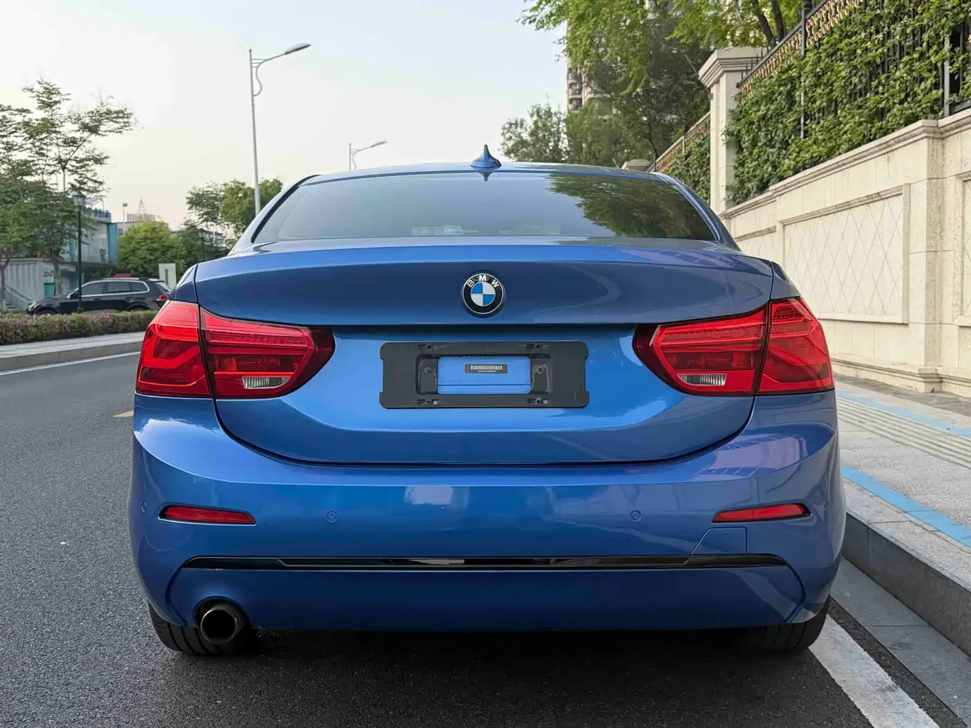 BMW 1 Series 2018 118i Sport Edition фото 4