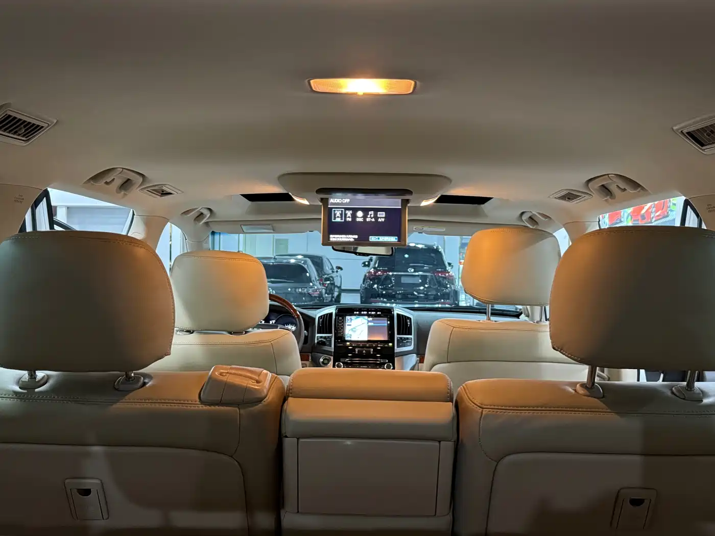 Toyota Land Cruiser 2012 4.6L Automatic VX-R фото 13
