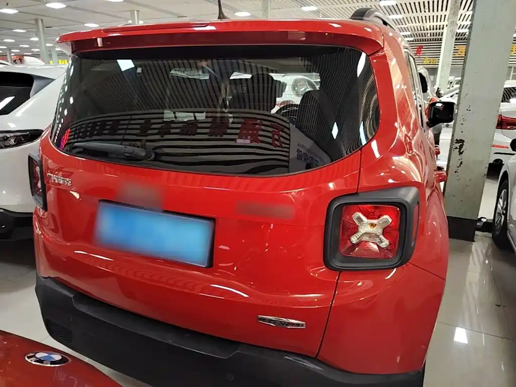 Jeep Renegade 2019 2018 Connected Large Screen Edition 180T Automatic High Energy
