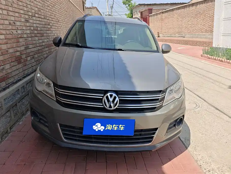 Volkswagen Tiguan 2010 1.8TSI Automatic 4WD Trend фото 2