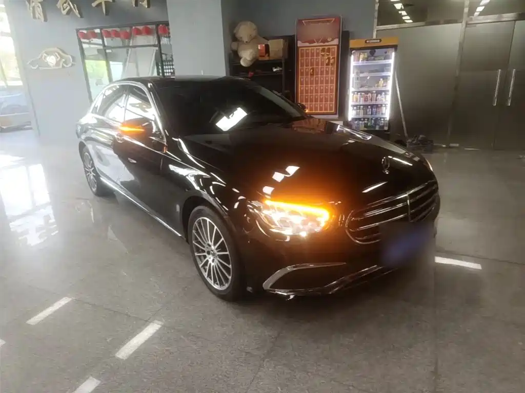 Mercedes-Benz E-Class 2023 E 260 L фото 4