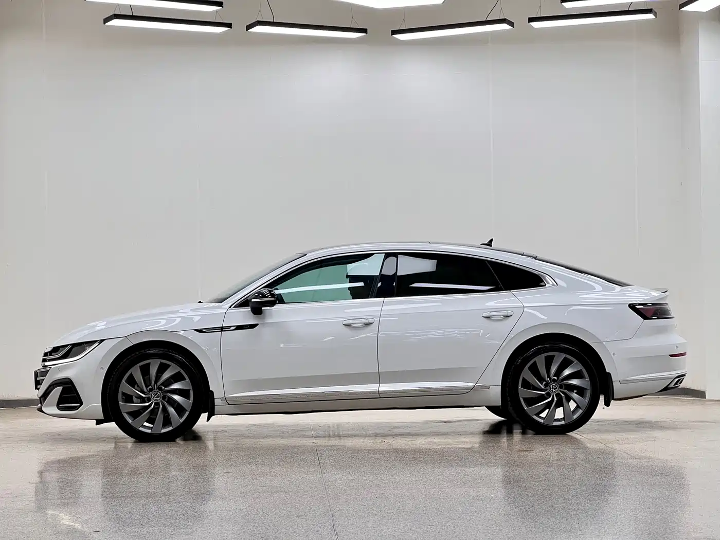 Volkswagen FAW-Volkswagen CC 2021 Model 380TSI Shining Edition фото 4
