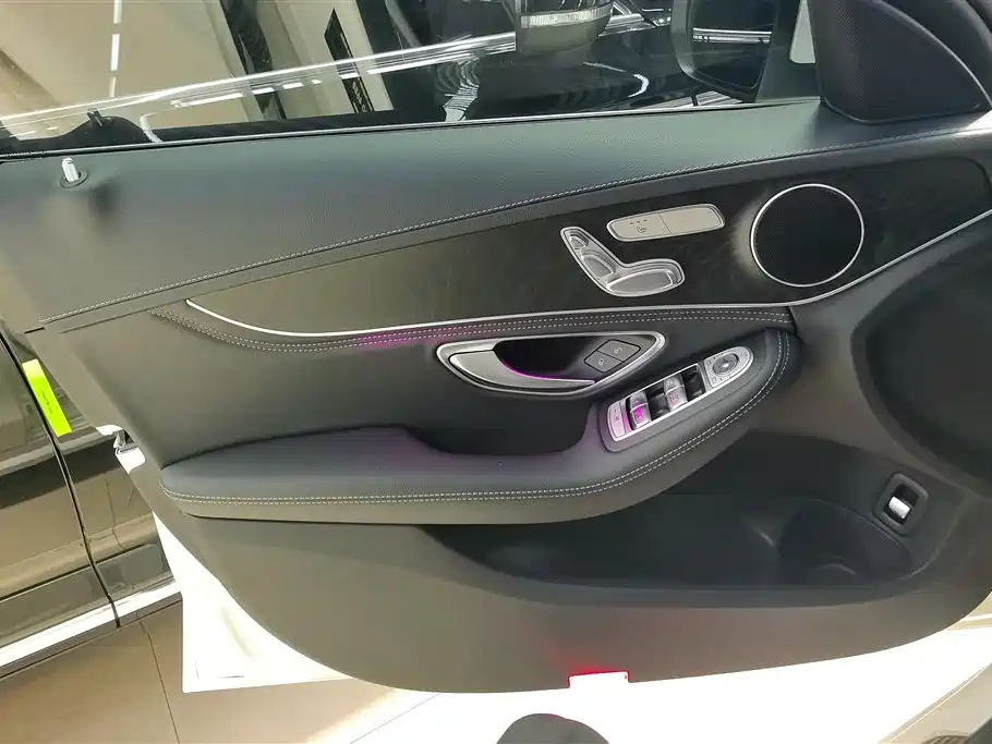 Mercedes-Benz C-Class 2019 C 260 L Sport фото 7