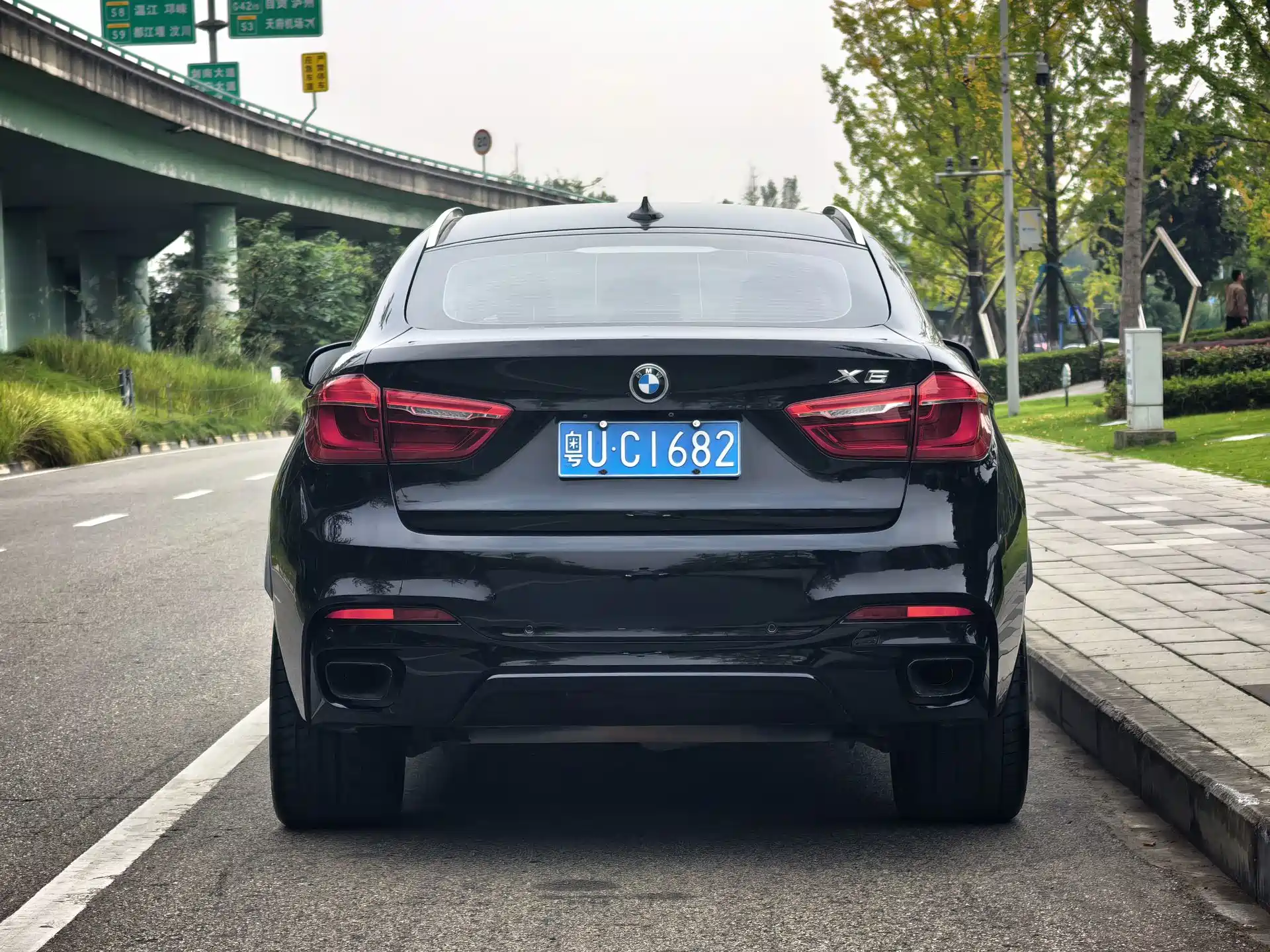 Фото 6 - BMW X6