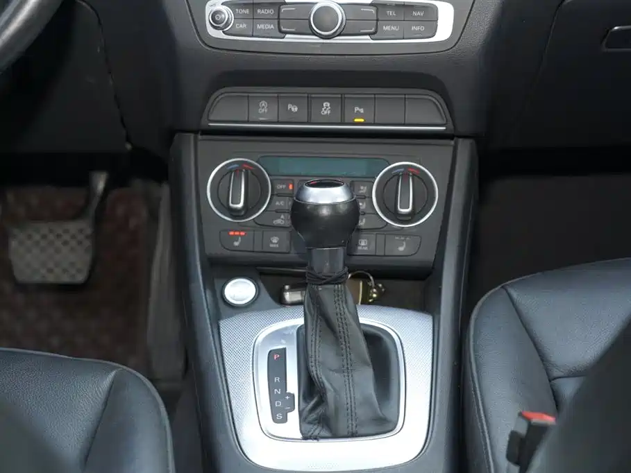 Audi Q3 2017 30 TFSI Style фото 21