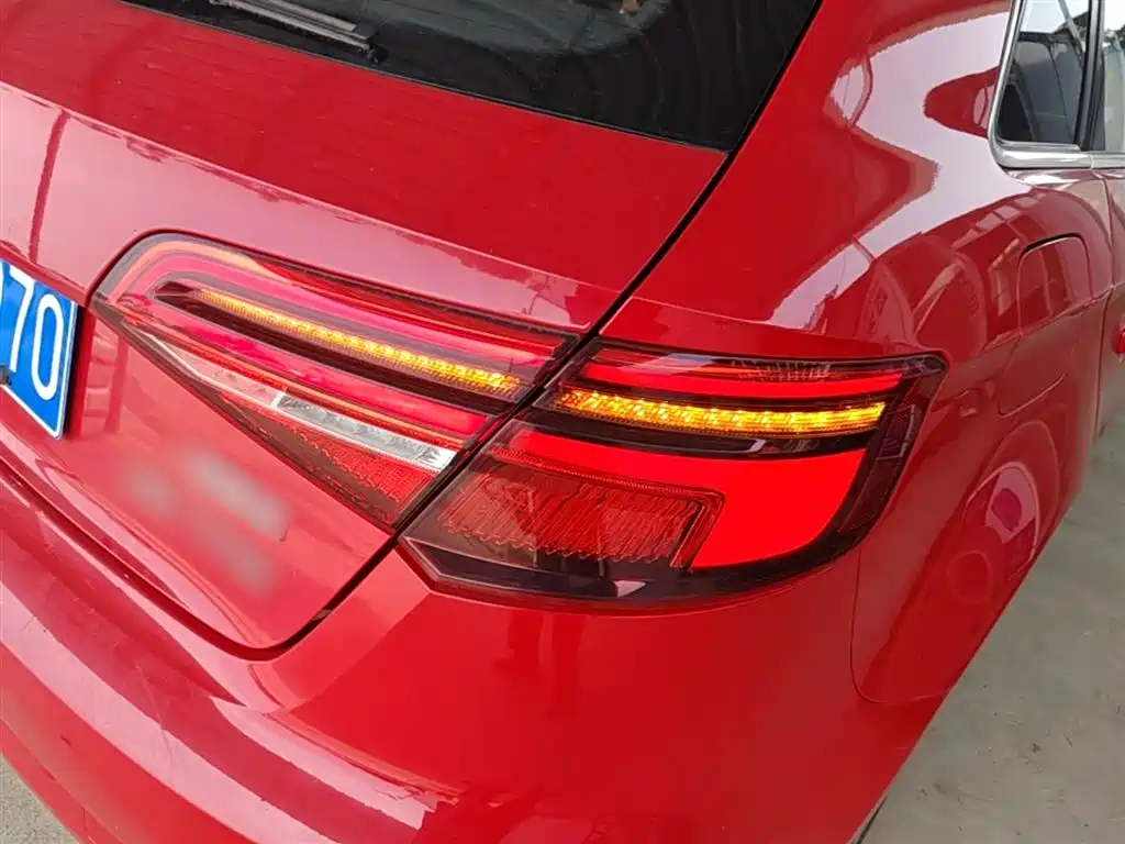 Audi A3 2018 30th Anniversary Sportback 35 TFSI Progressive фото 8