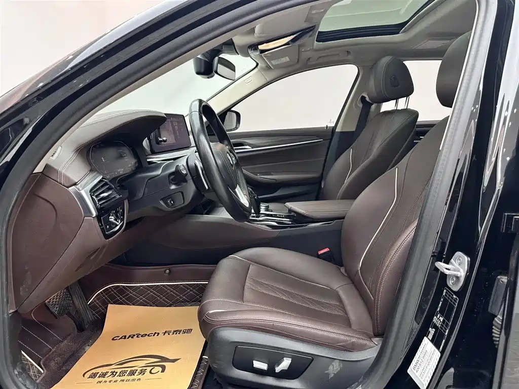 BMW 5 Series 2021 530Li Leading Luxury Package фото 8