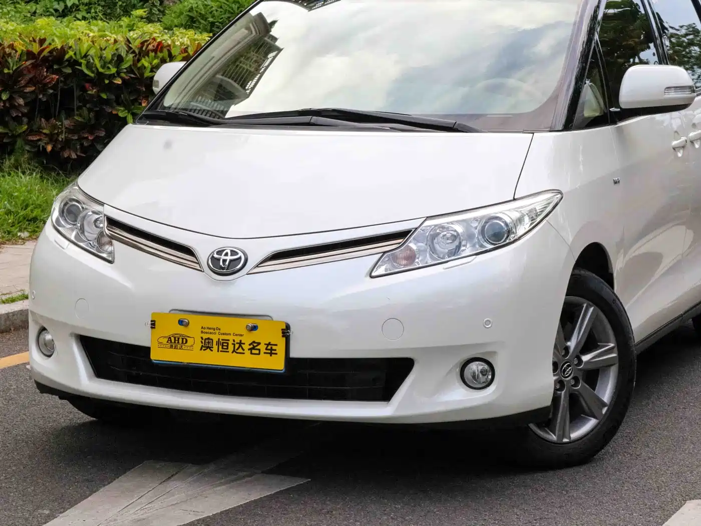 Toyota Previa 2012 2.4L 7-Seater Luxury Edition фото 2