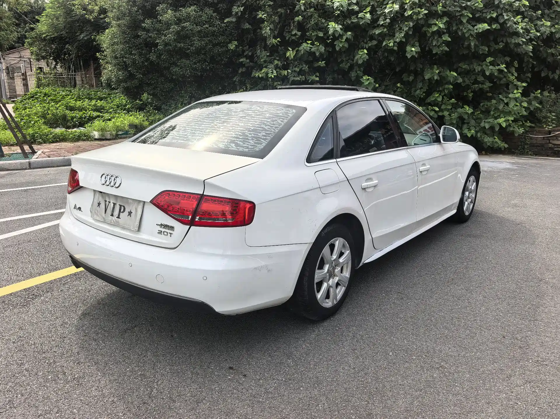Фото 4 - Audi A4L