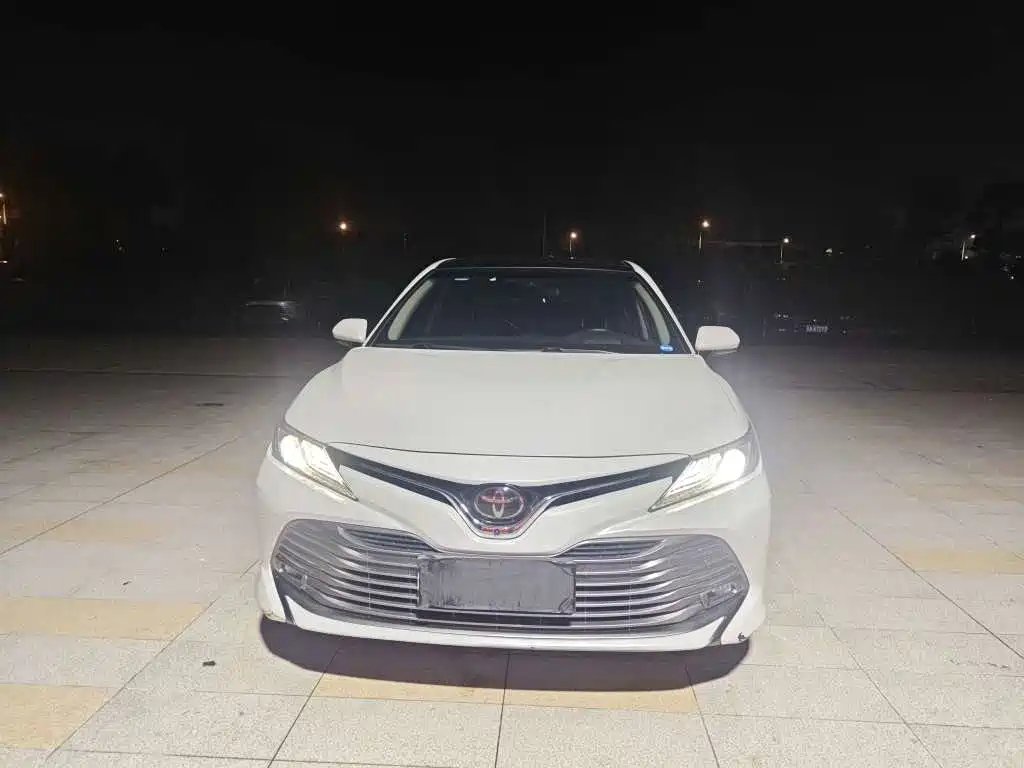 Toyota Camry 2019 2.5G Luxury (China V) фото 2