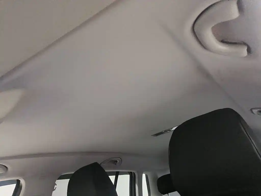 Photo 14 - Volkswagen Tiguan
