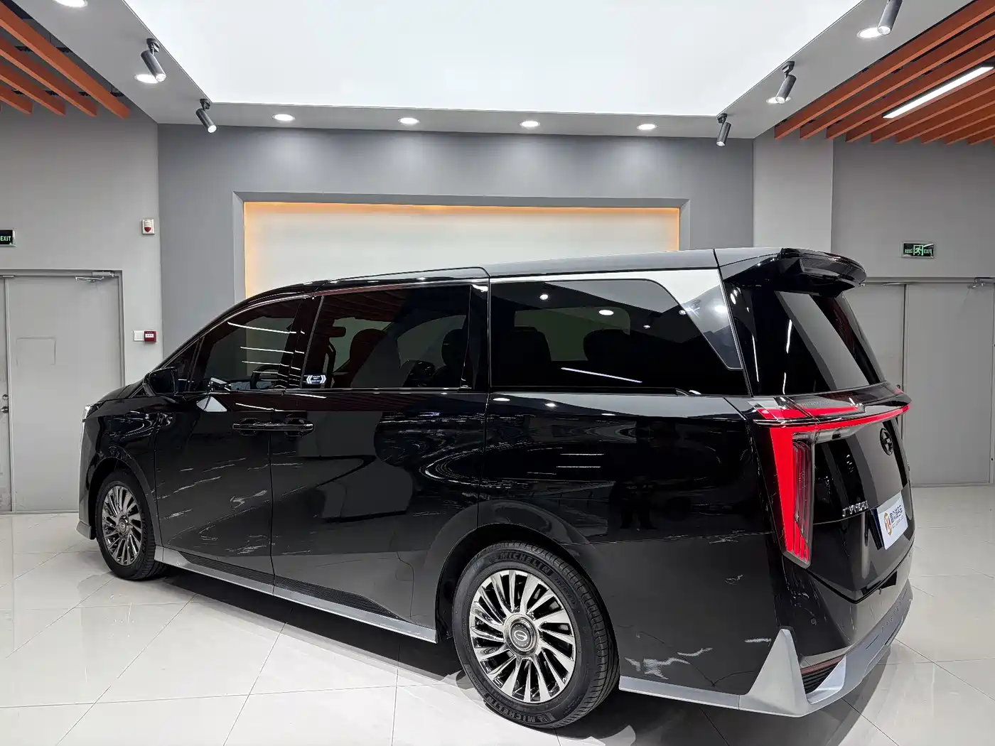 GAC Trumpchi Trumpchi M8 2023 Model Master Series 400T Ultimate Edition фото 6