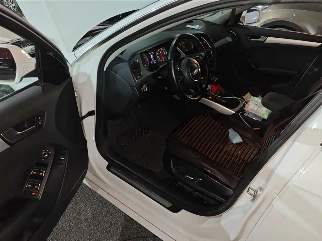 Audi A4L 2015 35 TFSI Auto Standard фото 14