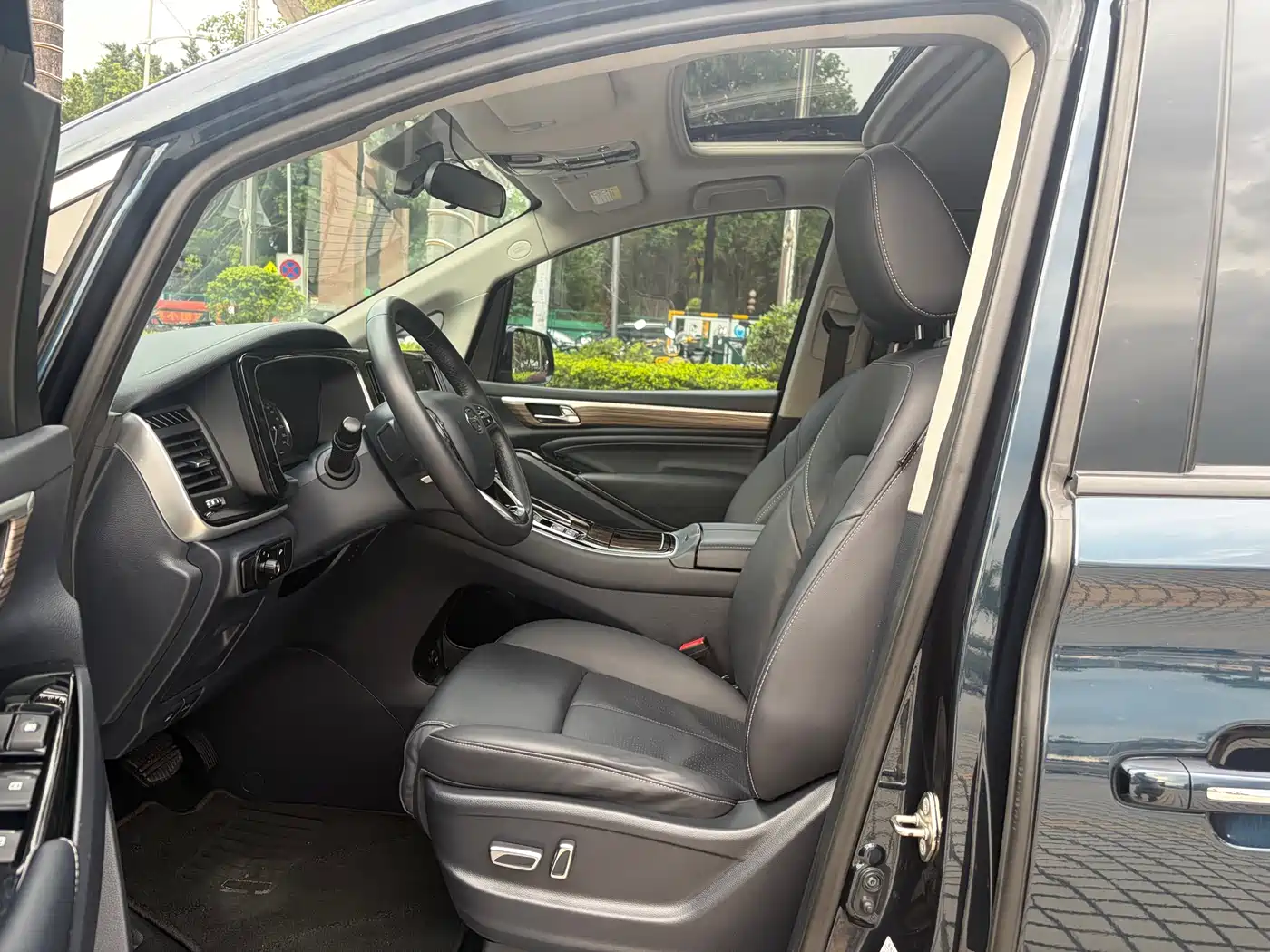 GAC Trumpchi Trumpchi M8 2021 Master Series 390T Prestige Edition фото 10