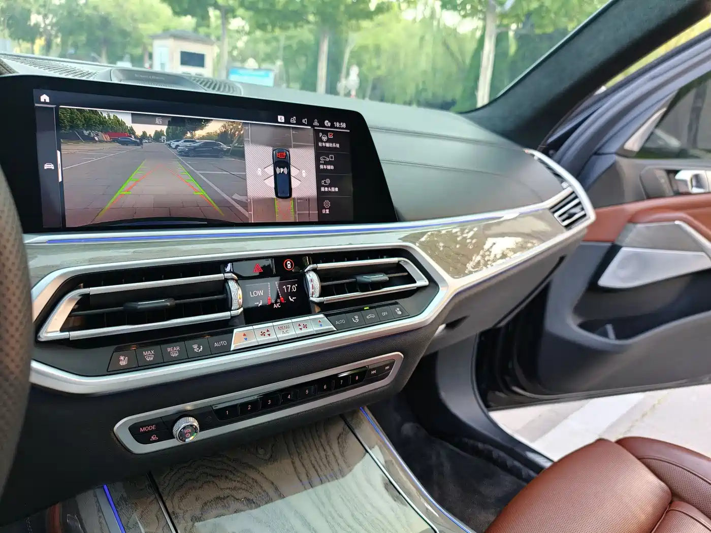 BMW X7 2020 xDrive40i Executive M Sport Package фото 18
