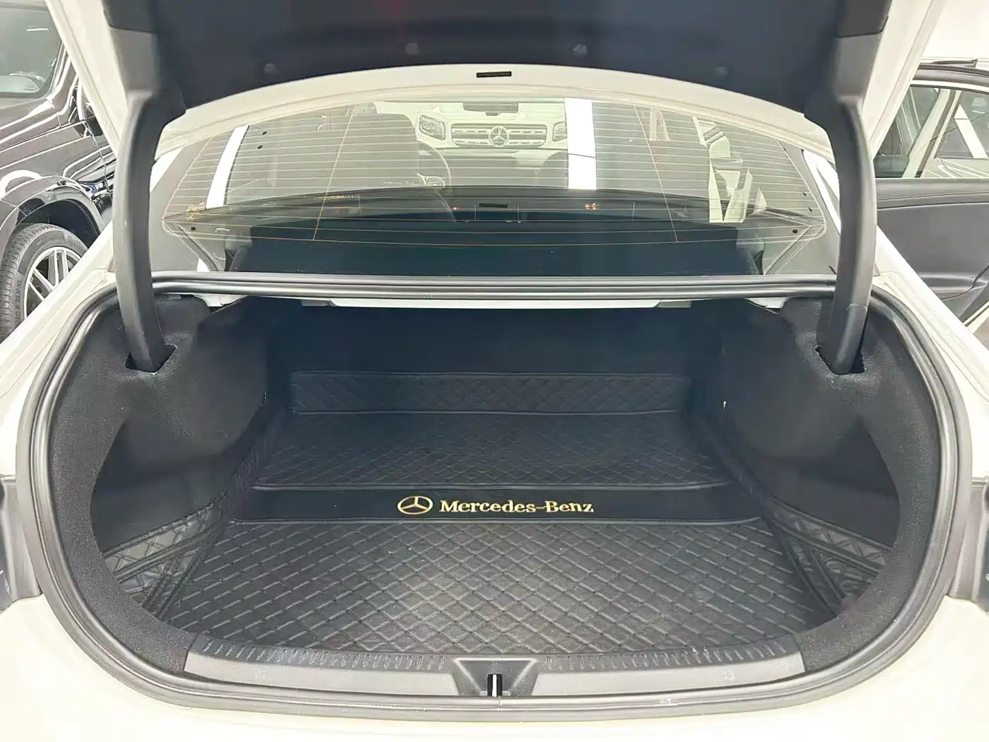 Mercedes-Benz A-Class 2019 A 200 L Sport Sedane Pioneer Special Edition фото 20