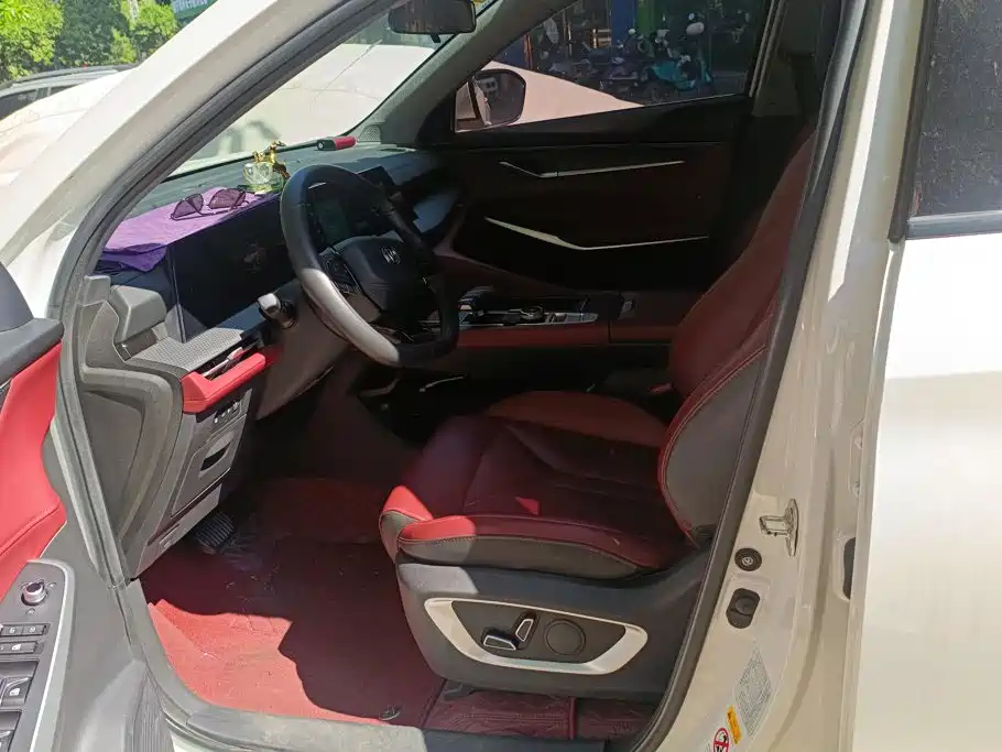 Фото 9 - Changan CS75 PLUS