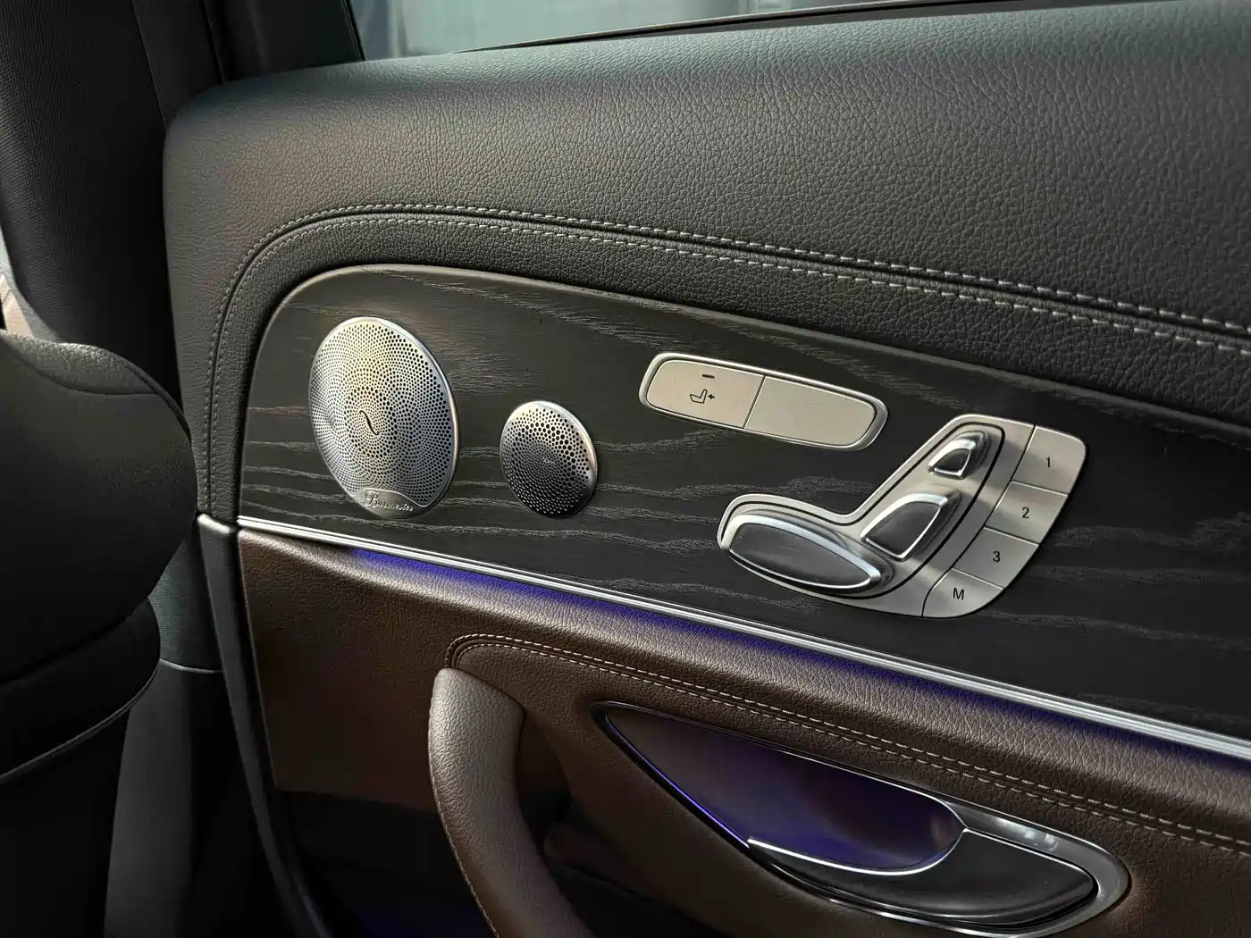 Mercedes-Benz E-Class 2020 Facelift E 300 L Sport Exclusive фото 23