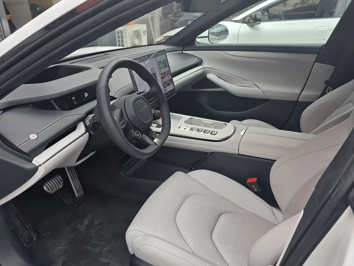 XIAOMI CAR XIAOMI SU7