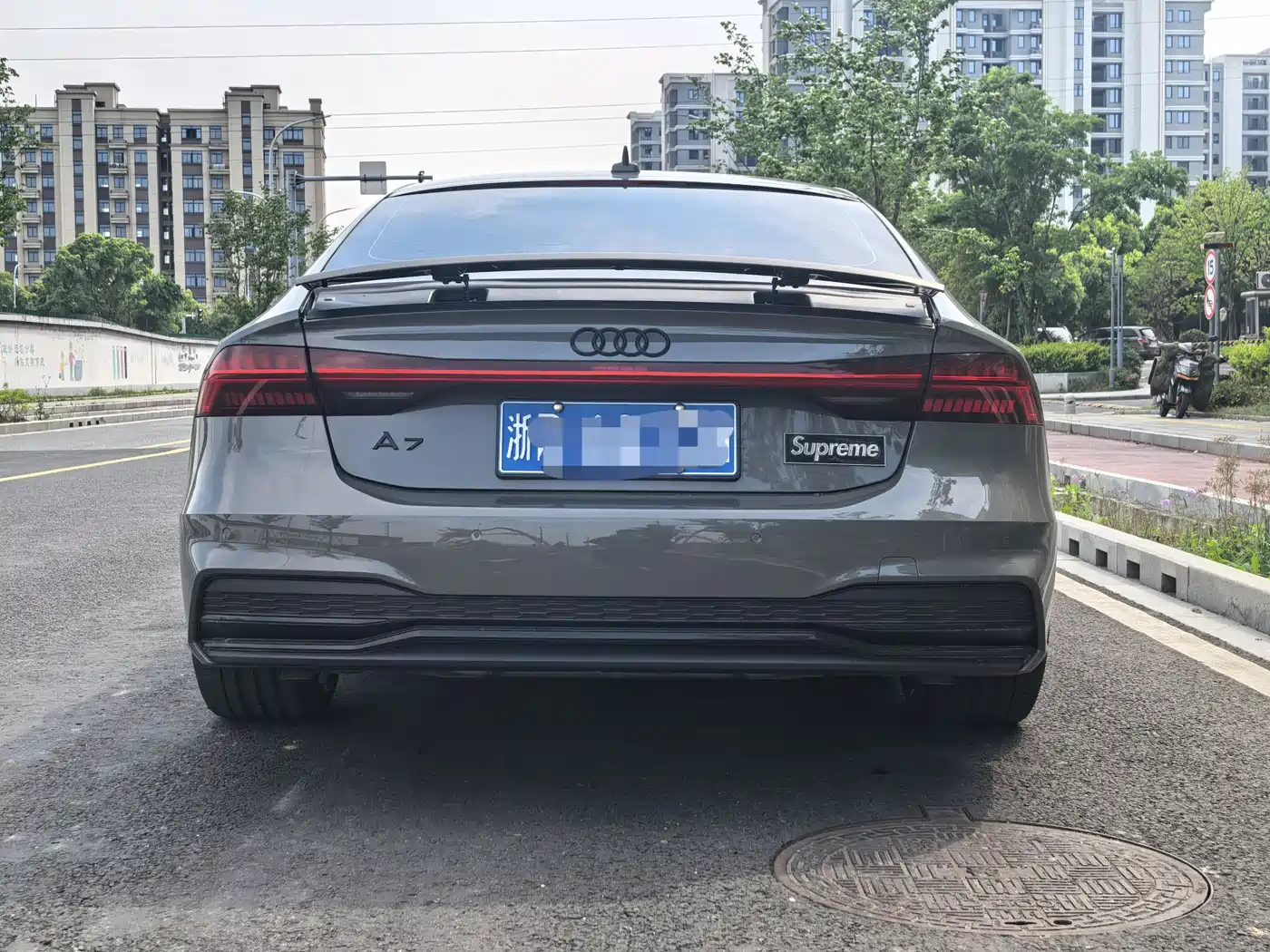 Audi A7 2023 Model 45 TFSI Premium Selection Edition фото 8